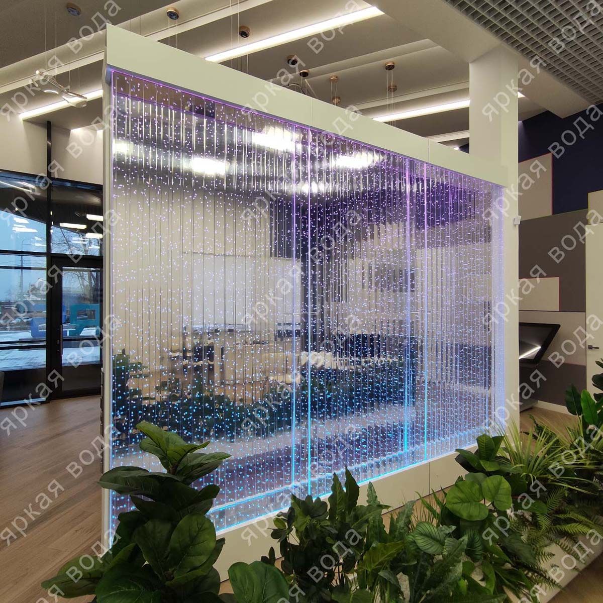 стильный современный офис с воздушно-пузырьковыми панелями